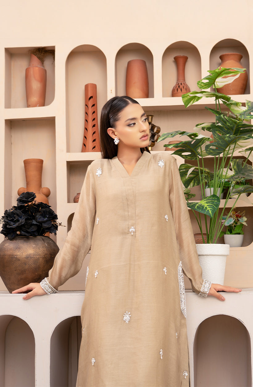 Sibran Embroidered Set